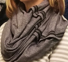 Load image into Gallery viewer, Lululemon Convertible Infinity Scarf