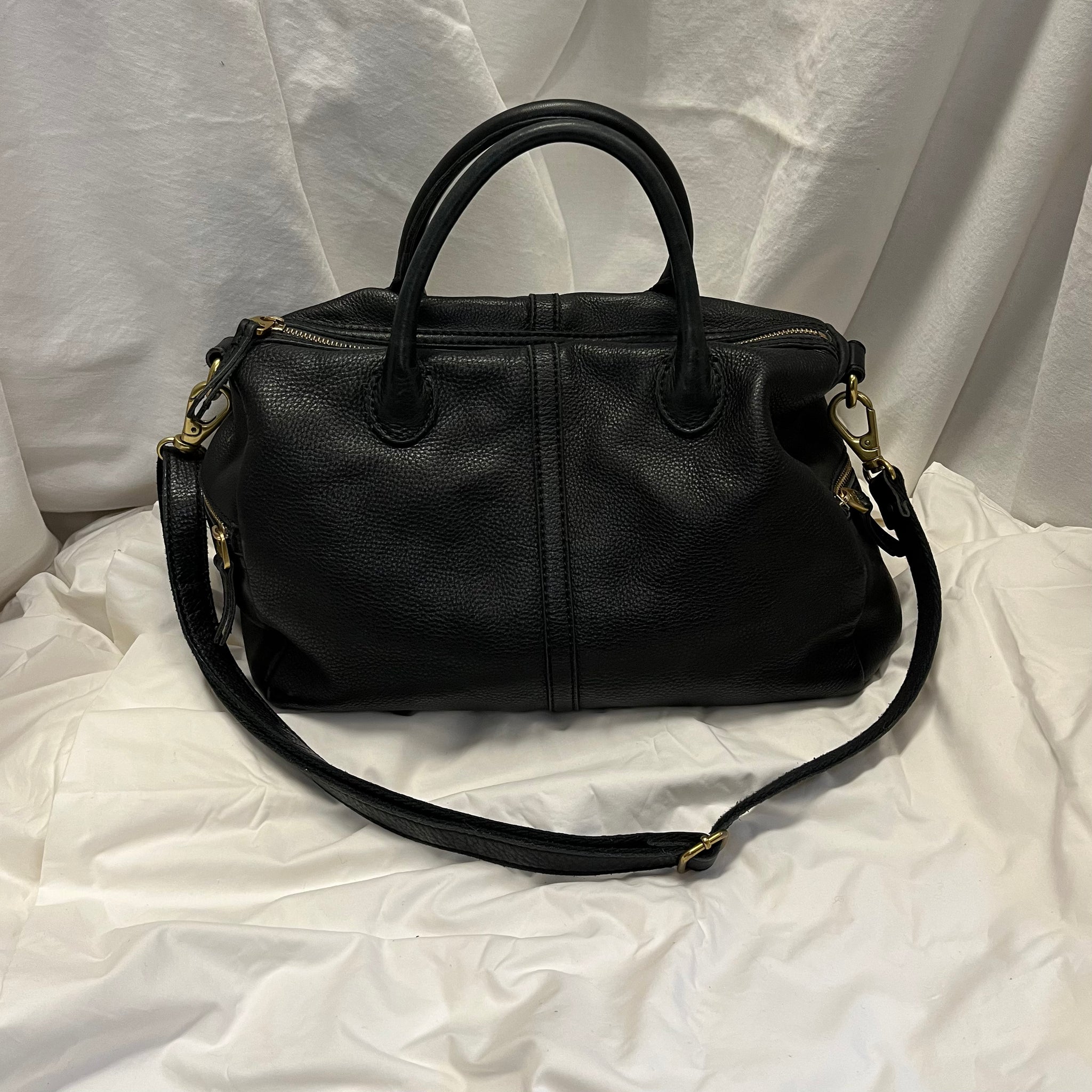 Black Handbags And Black Leather Handbags - Fossil
